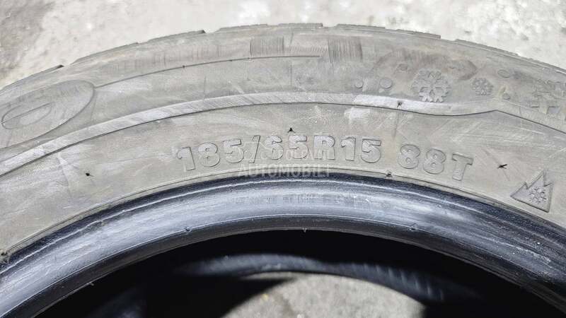 Kumho 185/65 R15 Zimska