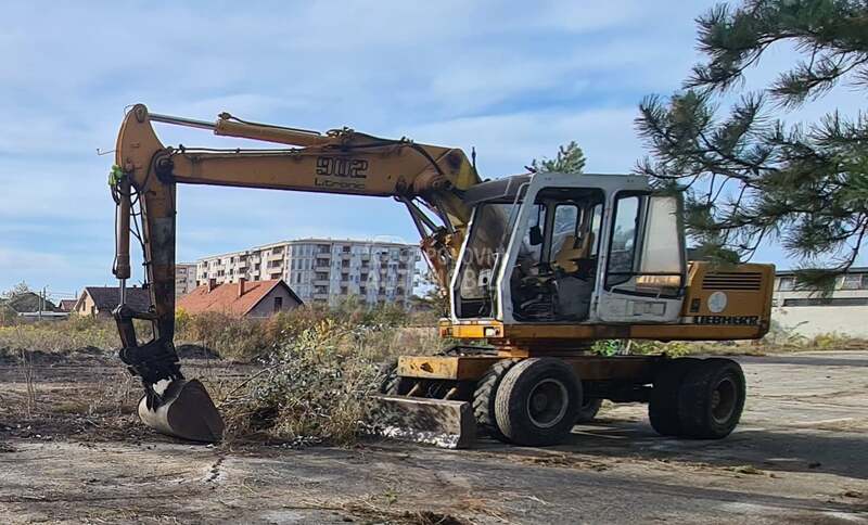 Liebherr 902