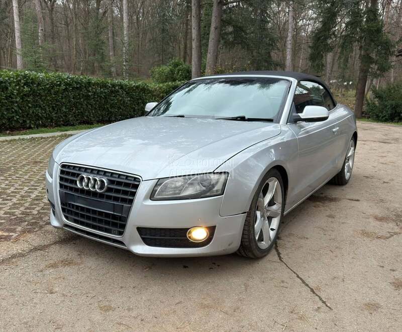 Audi A5 Kabrio -  kompletan auto u delovima