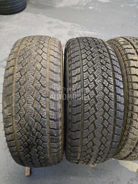 Yokohama 245/70 R16 Zimska