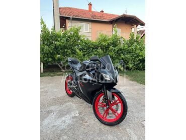 Yamaha r125