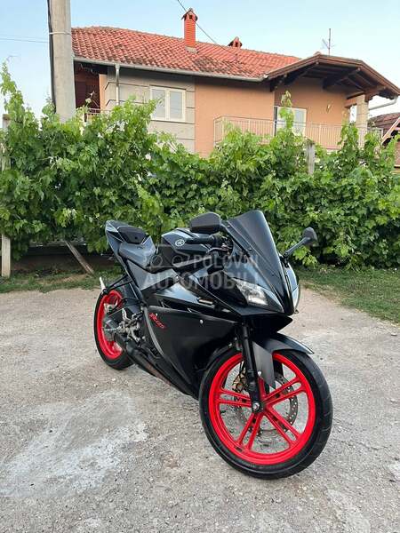 Yamaha r125