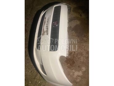 beli prednji branik za Fiat Grande Punto od 2005. do 2011. god.