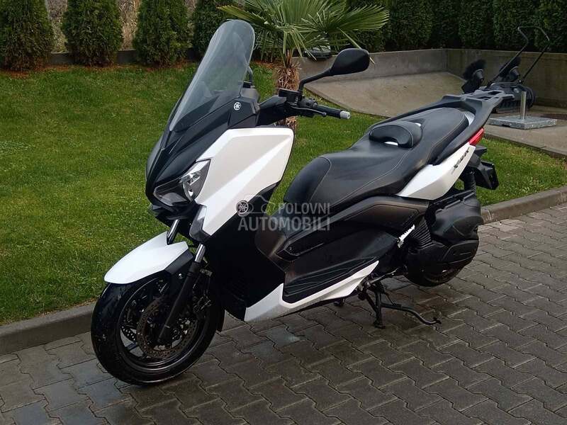 Yamaha xmax