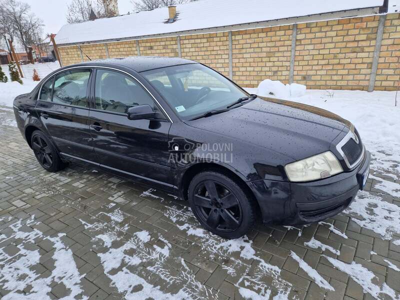 Škoda Superb 