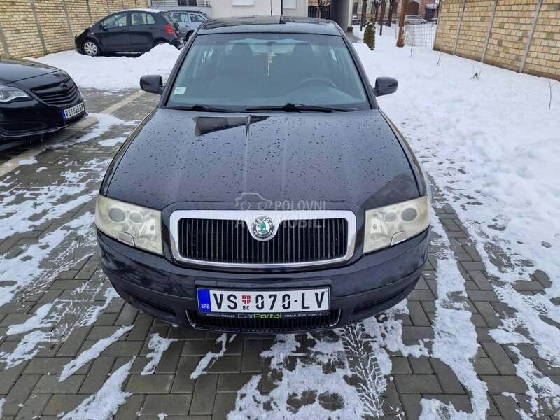 Škoda Superb 