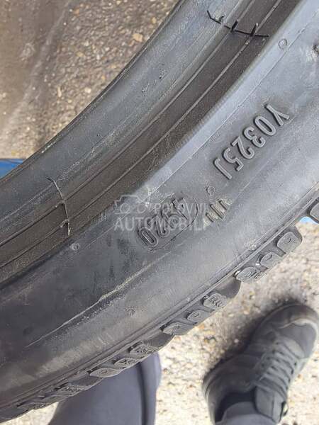 Pirelli 275/35 R20 Zimska