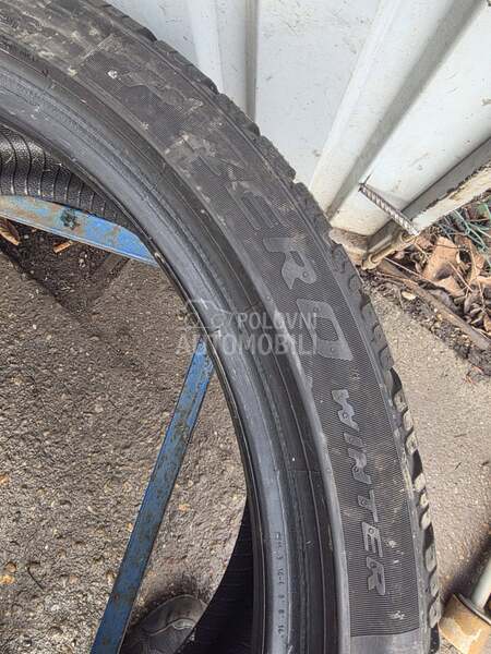 Pirelli 275/35 R20 Zimska