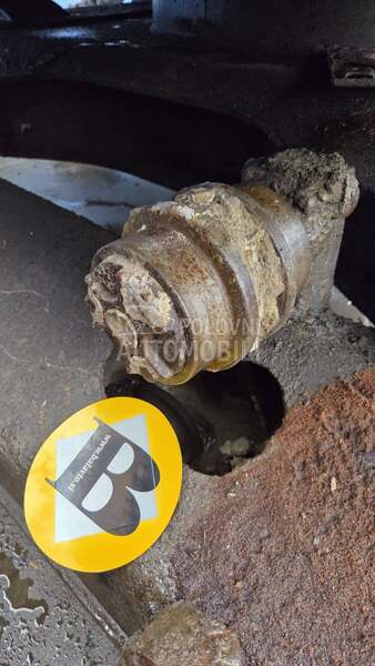 Gusenični valjci za Volvo bagere