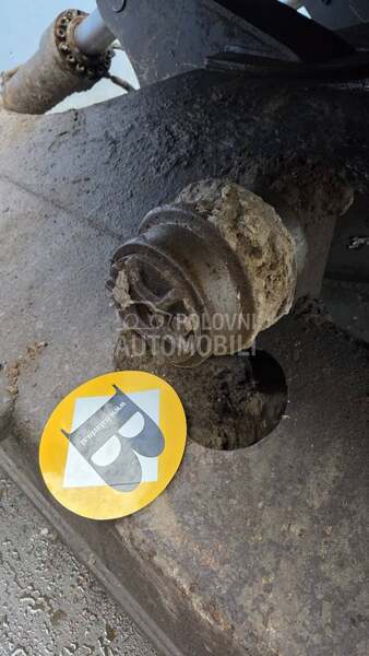 Gusenični valjci za Volvo bagere