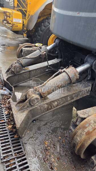 Levi cilindar pluga za Volvo bagere