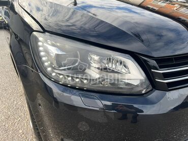 desni far za Volkswagen Sharan od 2010. do 2015. god.