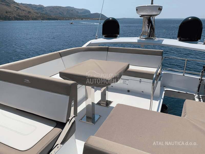 Galeon 500 Fly