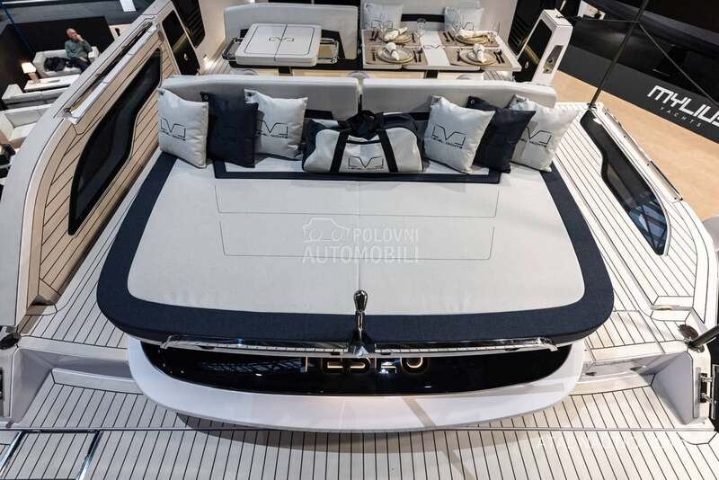 Level Yachts 43 ST