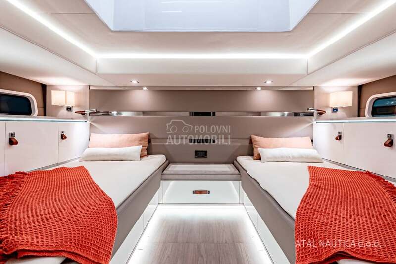 Level Yachts 43 ST