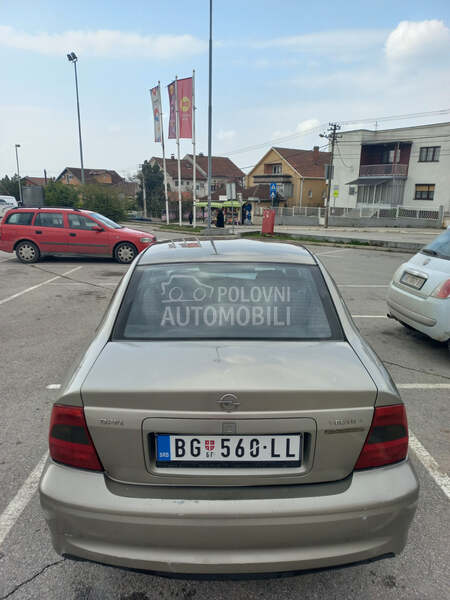 Opel Vectra B 1.6