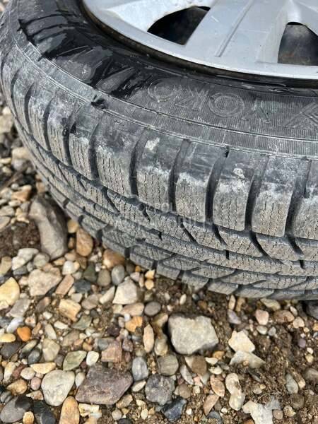 Yokohama 175/65 R14 Zimska