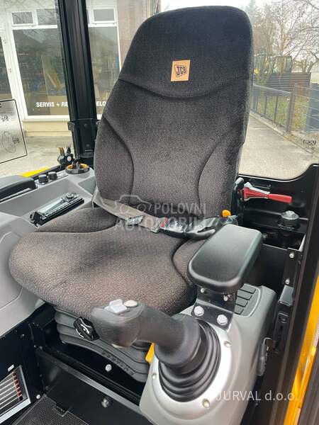 JCB 35Z 1
