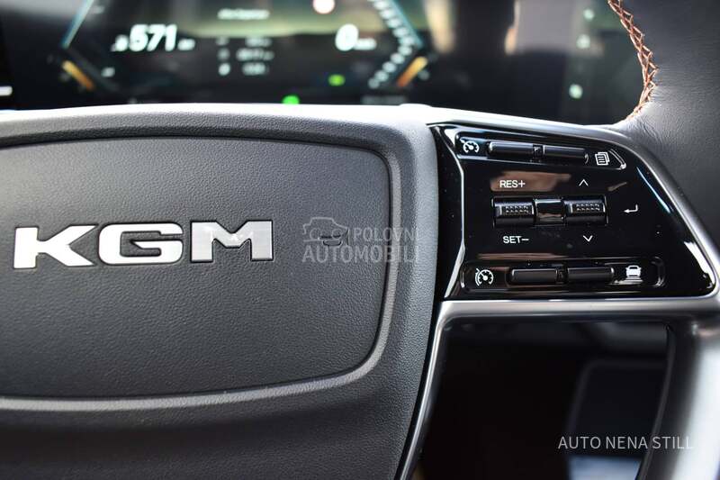 KGM Torres 1.5 HEV Black edit.