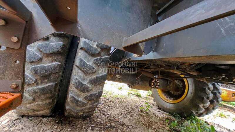 Prednja osovina za Volvo bagere