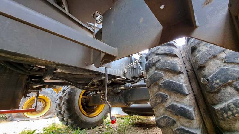 Prednja osovina za Volvo bagere