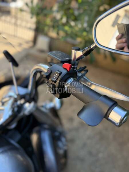 Yamaha Midnight star 1300