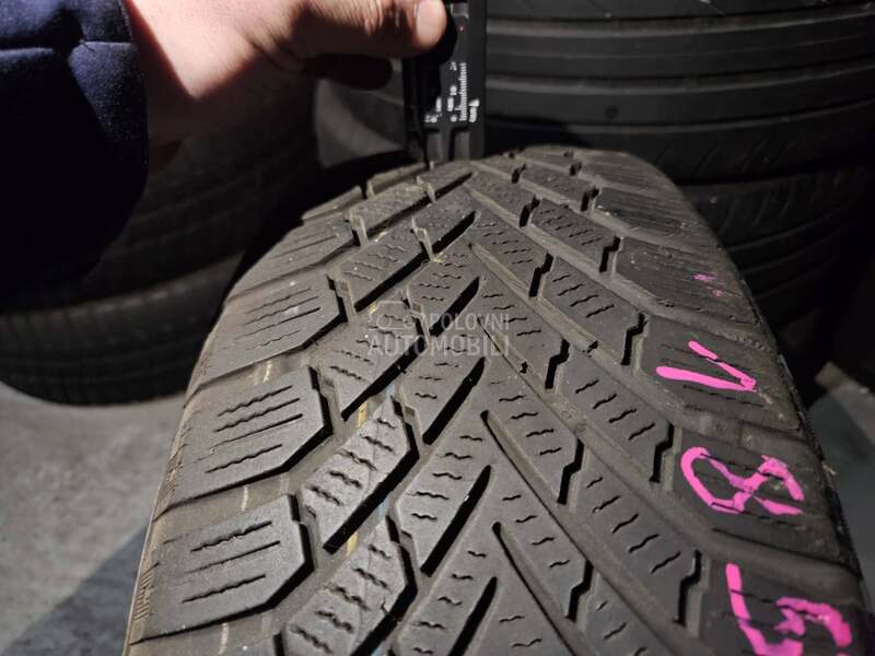 Continental 185/55 R15 Zimska