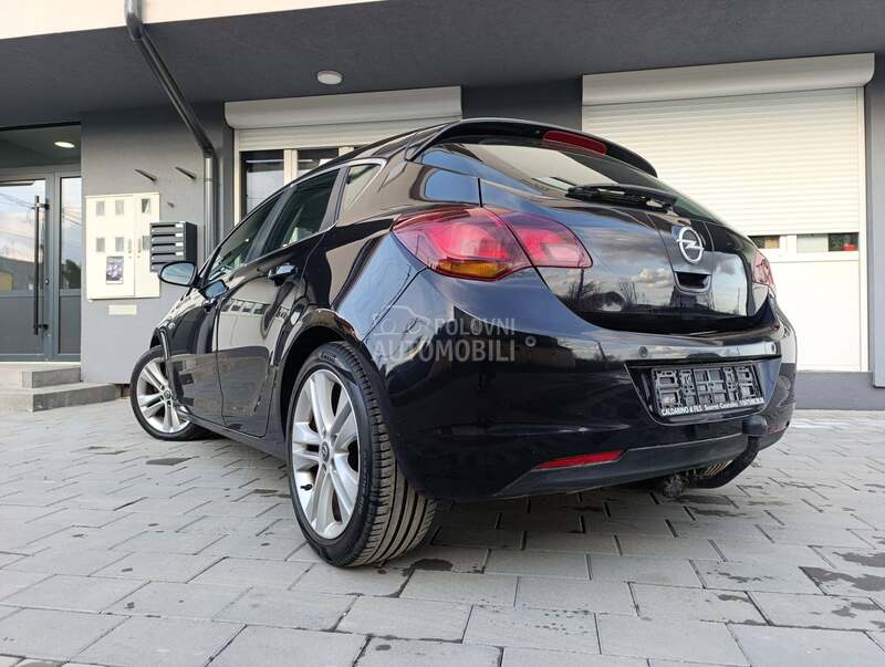 Opel Astra J 1.7 CDTI NAV.