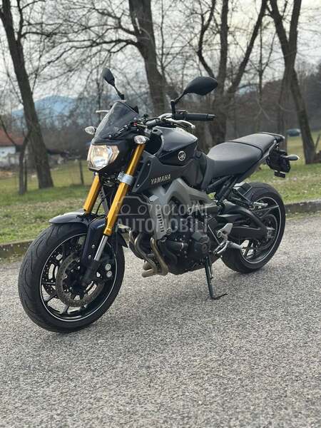 Yamaha mt 09