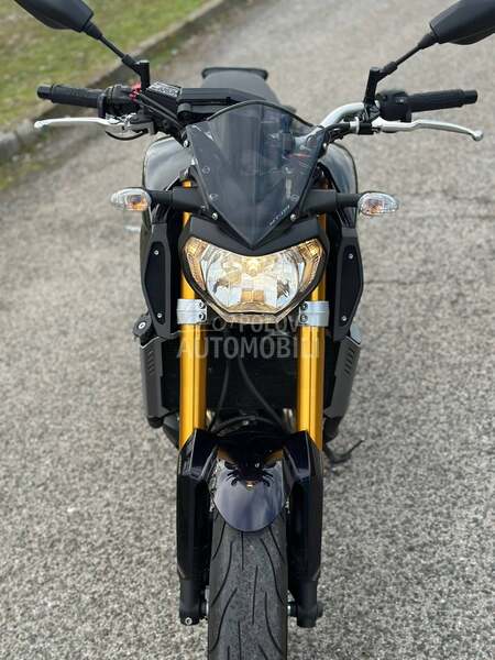 Yamaha mt 09