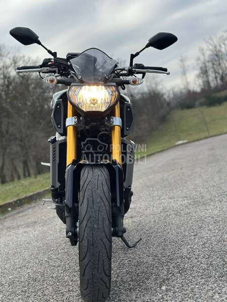 Yamaha mt 09