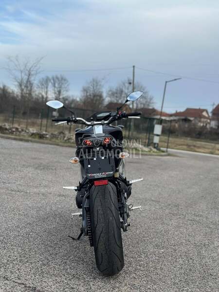 Yamaha mt 09