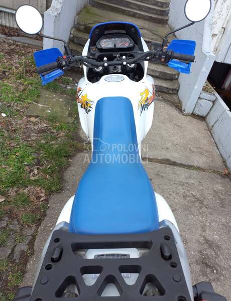 Honda NX650 Dominator