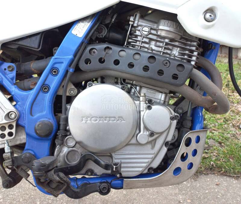 Honda NX650 Dominator