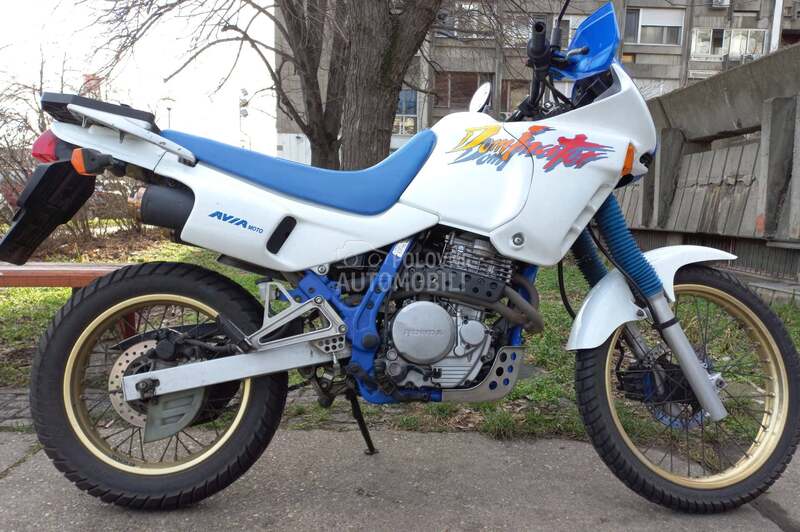 Honda NX650 Dominator