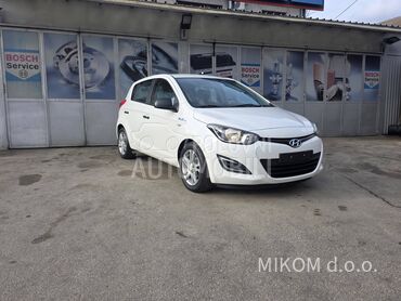 Hyundai i20 Blue drive