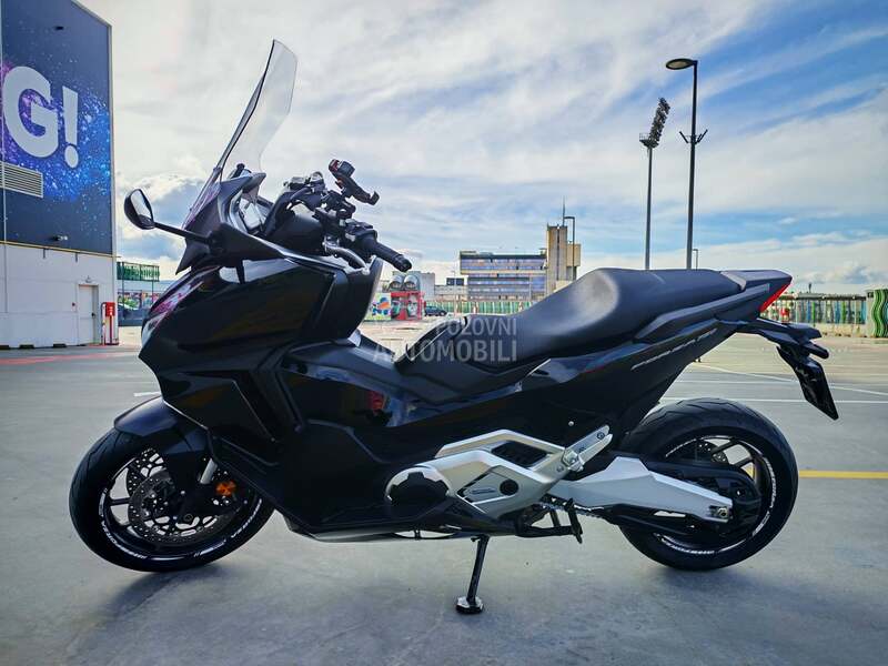 Honda FORZA 750
