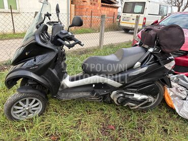 Piaggio MP3