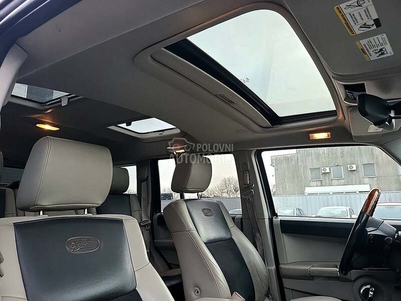 Jeep Commander 3.0 CRD/OVERLAND