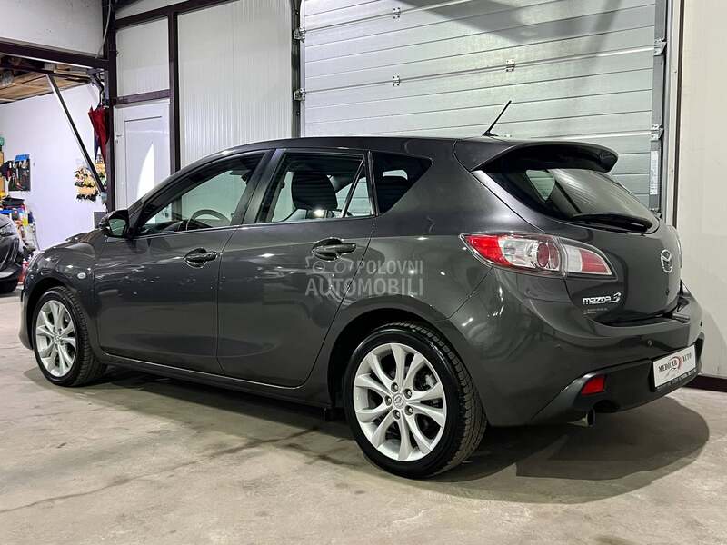 Mazda 3 A.U.T.O.M.A.T.