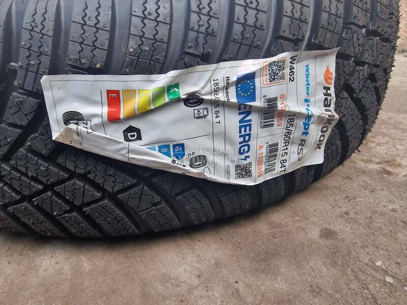 Hankook 185/60 R15 Zimska