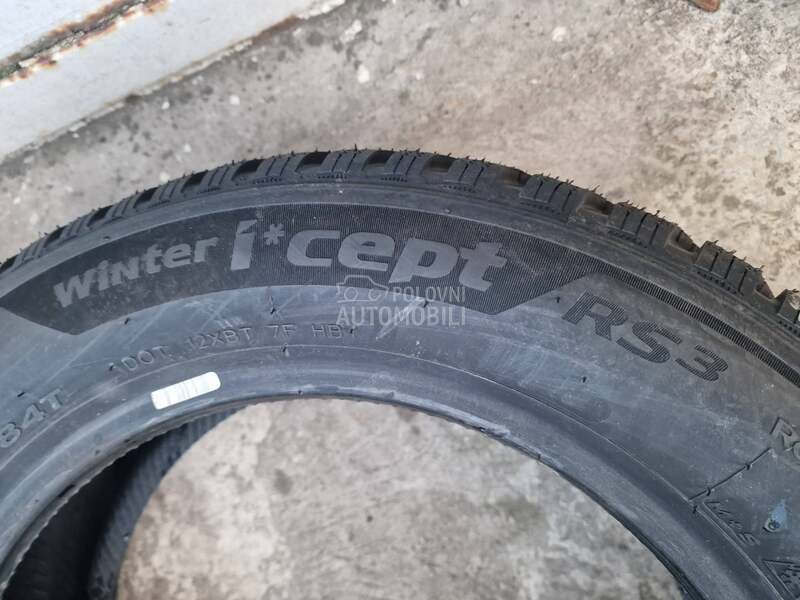 Hankook 185/60 R15 Zimska
