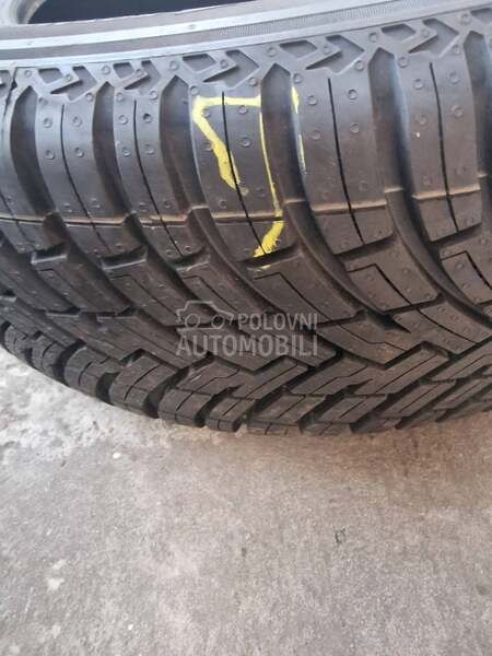 Pirelli 215/65 R17 Sve sezone