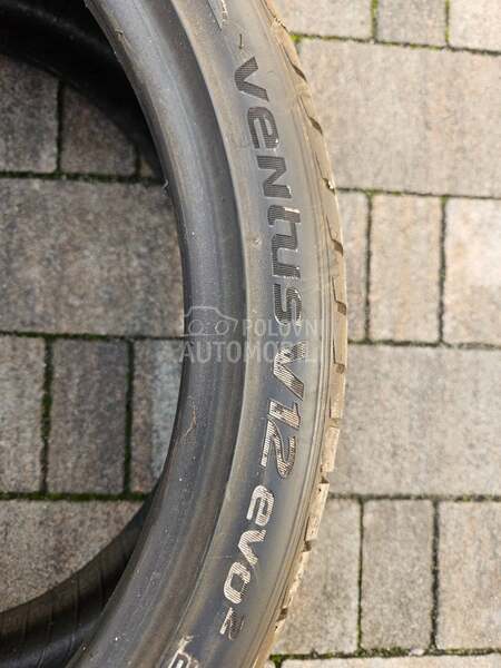 Hankook 235/35 R19 Letnja