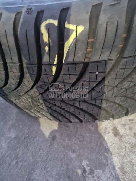 Goodyear 225/40 R18 Sve sezone