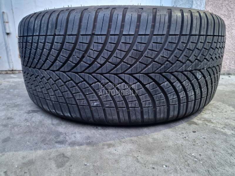 Goodyear 225/40 R18 Sve sezone
