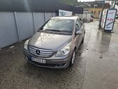Mercedes Benz B 200 