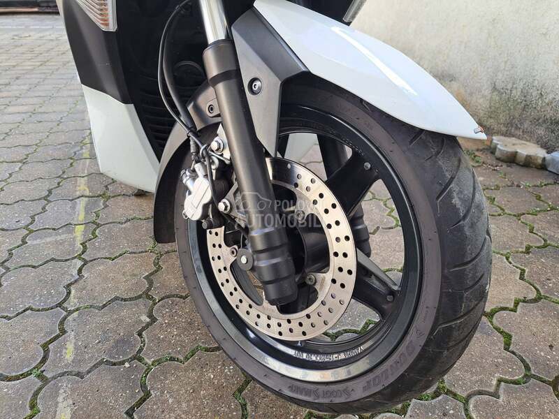Yamaha X max