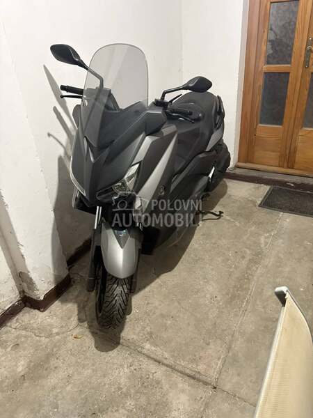 Yamaha Xmax N. O. V
