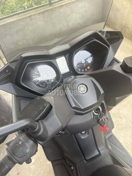 Yamaha Xmax N. O. V